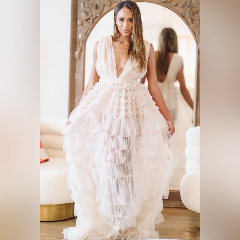 Gorgeous evening dress elegant